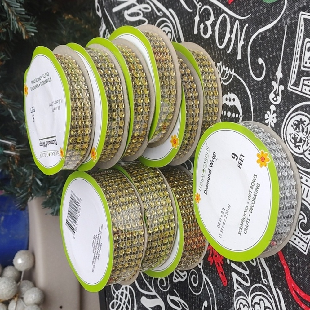 9/Gold and 1/Silver Decorative Wrap Set